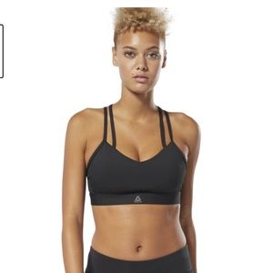 SMALL Reebok hero bra!